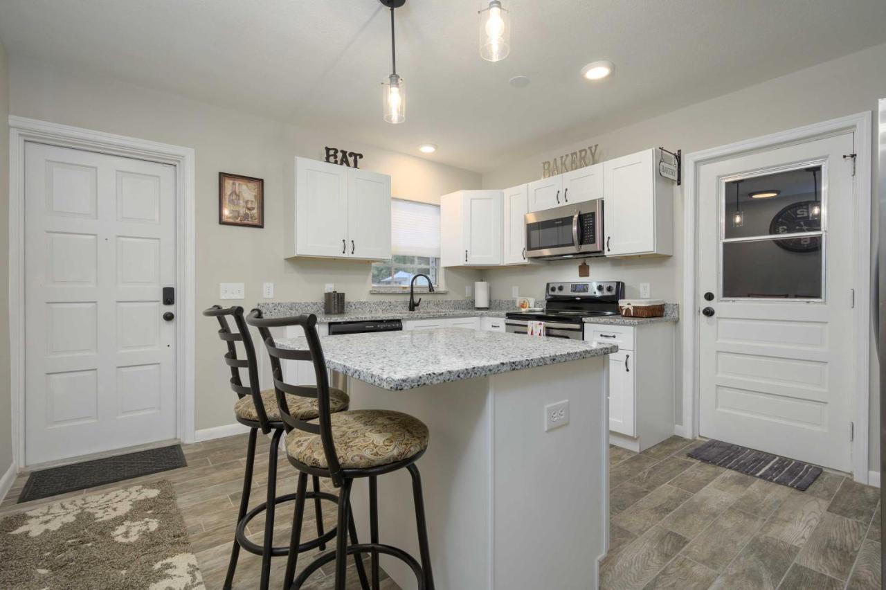 Lakefront Home With Screened Porch And Grill Уинтер-Хейвен Экстерьер фото